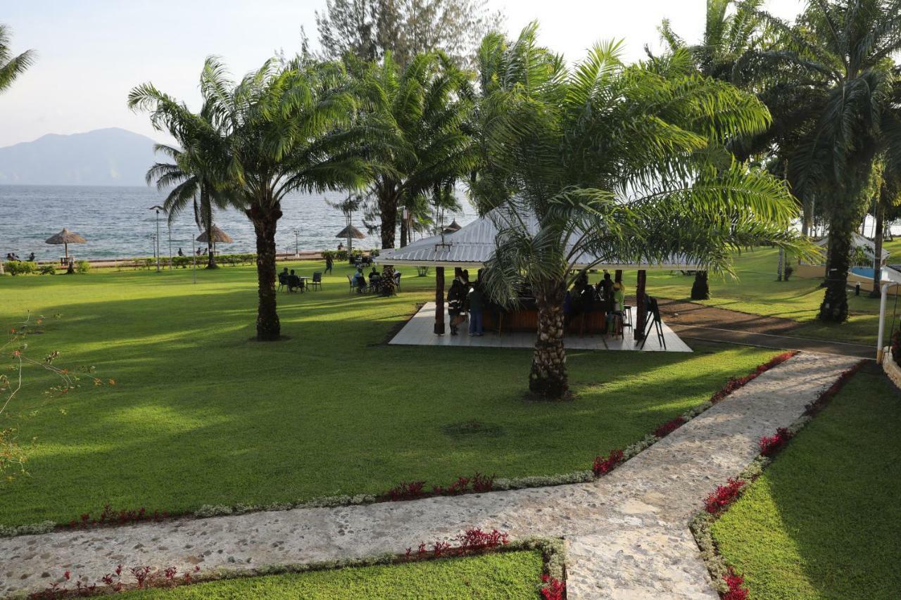 Alotau International Otel Dış mekan fotoğraf